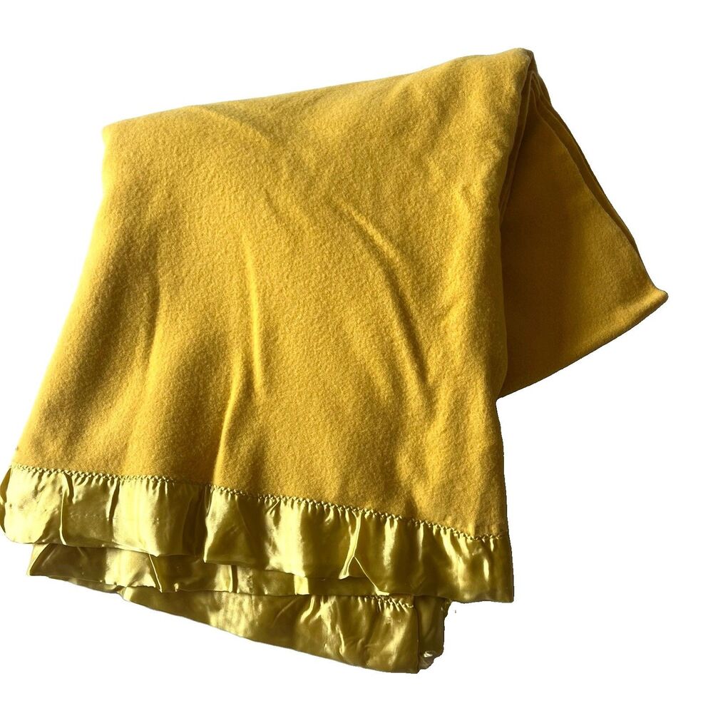 VTG 60s 70s Virgin Wool Blanket Throw Satin Trim Gold 68x70 SEARS Source 24 MCM